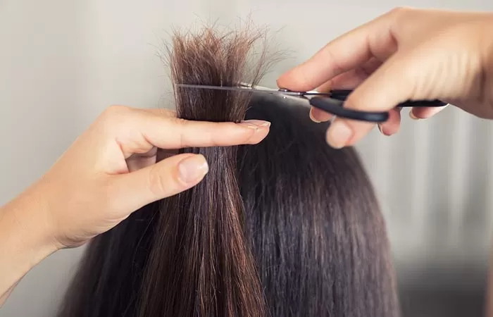 برای مراقبت از مو، نوک موهای خود را اصلاح کنید