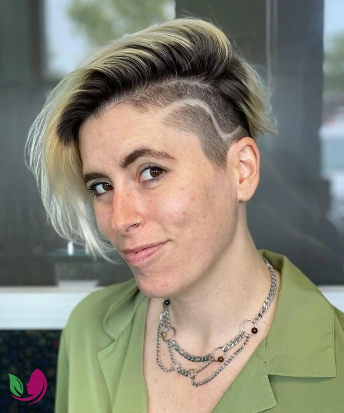 پیکسی باب با آندرکات طرحدار (Sassy Undercut on Pixie Bob Cut)