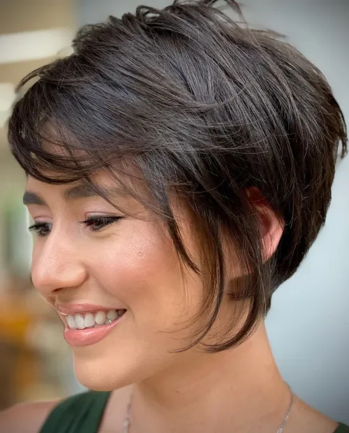 1. پیکسی باب پلهای (Stacked Pixie Bob)